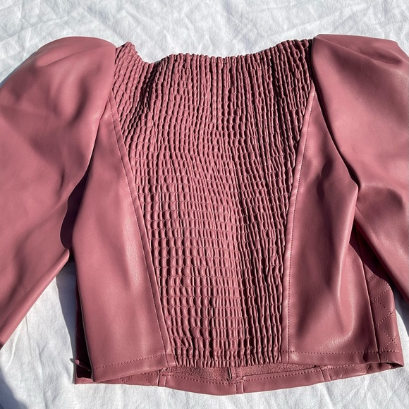 NWT Zara Faux Leather Crop Top dusty pink Size XS Puffy Sleeves chic fall vibes - Picture 6 of 9